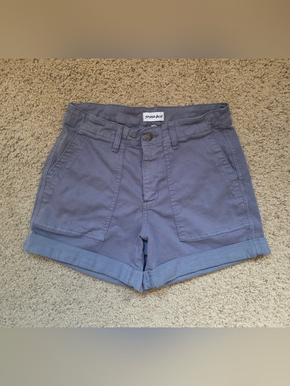 Studio Blue Women's canvas Shorts in grey. 30 waist. Cotton/poly/spandex